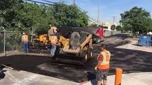 Best Gravel Driveway Installation  in Lake Forest, IL